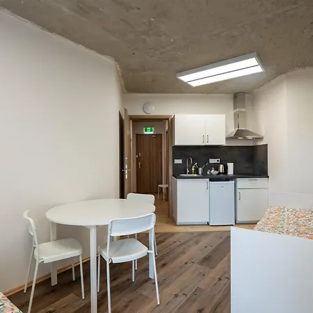 Brand New #22 In Brutalist Building Free Street Parking